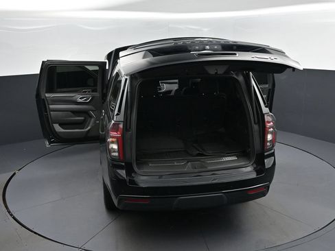 Used 2023 Chevrolet Suburban RST w/ Luxury Package AWD/4WD image 49