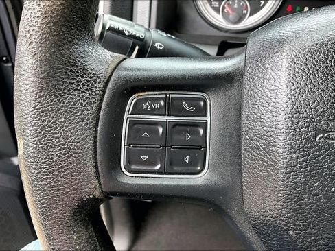 Used 2017 RAM 1500 Classic SLT image 10