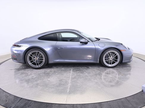 Certified 2025 Porsche 911 Carrera image 8