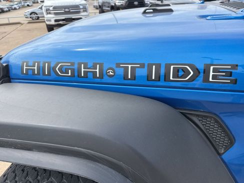 Used 2023 Jeep Wrangler Unlimited Sport image 15