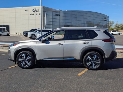 Certified 2021 Nissan Rogue Platinum image 3