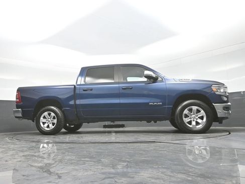 Used 2023 RAM 1500 Laramie AWD/4WD image 31