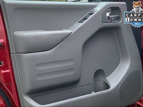 Used 2019 Nissan Frontier SV image 23