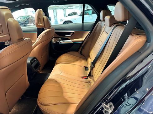 Used 2025 Mercedes-Benz E 450 4MATIC All-Terrain Wagon image 11