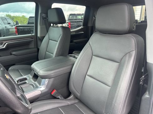 Used 2023 Chevrolet Silverado 1500 LTZ w/ LTZ Convenience Package II AWD/4WD image 15