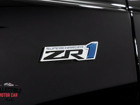 Used 2009 Chevrolet Corvette ZR1 w/ Preferred Equipment Group RWD image 59