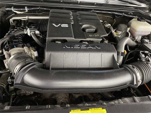 Used 2021 Nissan Frontier PRO-4X w/ Pro-4x Utility Package image 35