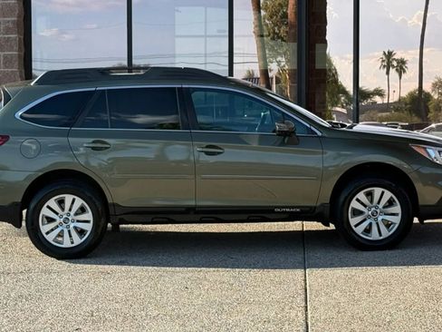 Used 2015 Subaru Outback 2.5i Premium AWD/4WD image 14