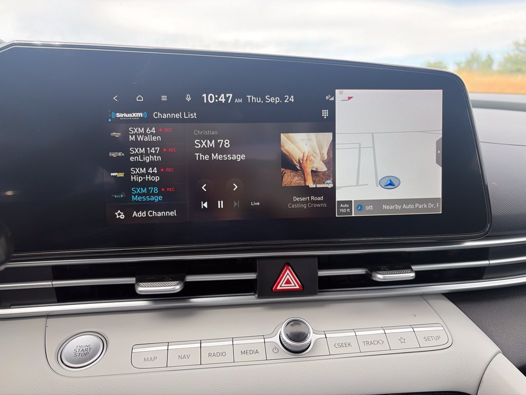 Certified 2025 Hyundai Elantra Limited FWD image 24