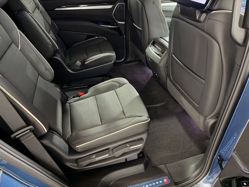 New 2026 Cadillac Escalade Luxury w/ Touring Package AWD/4WD image 54
