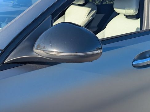 Used 2023 Mercedes-Benz C 300 Sedan image 9