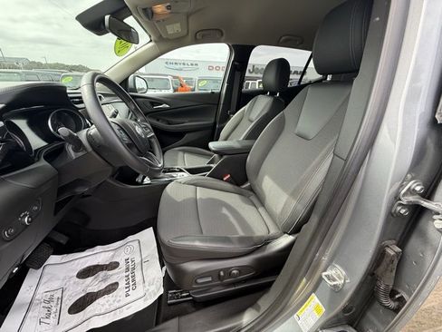 Used 2023 Buick Encore GX Select w/ Sport Touring Package image 9