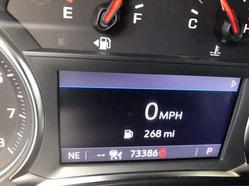 Used 2023 Chevrolet Equinox LT AWD/4WD image 17