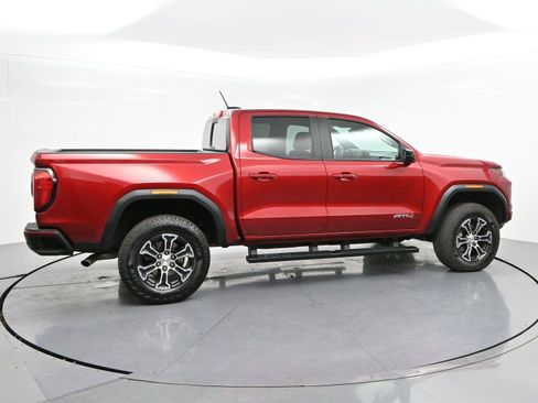 Used 2024 GMC Canyon AT4 w/ Canyon Safety Plus Package AWD/4WD image 8