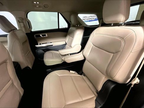 Certified 2023 Ford Explorer XLT w/ Equipment Group 202A RWD image 21
