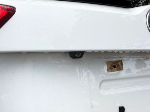 Used 2015 Toyota RAV4 XLE FWD image 7