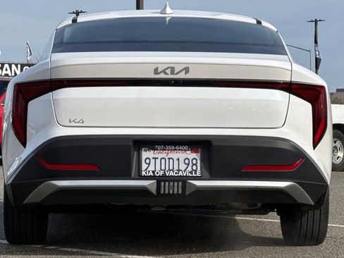 Certified 2025 Kia K4 EX image 7
