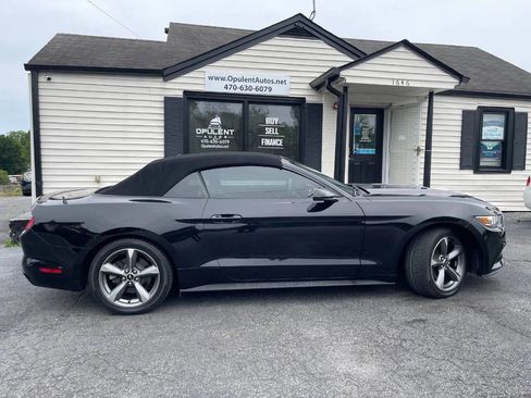 Used 2017 Ford Mustang Convertible w/ Equipment Group 051A RWD image 11