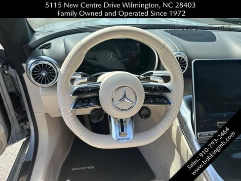 Certified 2022 Mercedes-Benz SL 55 AMG 4MATIC image 17