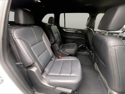 Used 2024 GMC Acadia Elevation w/ Super Cruise Package FWD image 28