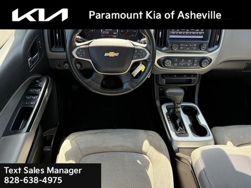 Used 2017 Chevrolet Colorado LT AWD/4WD image 21