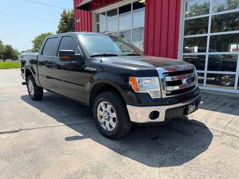 Used 2013 Ford F150 XLT w/ Mid Equipment Group AWD/4WD image 2
