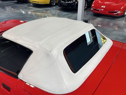 Used 1996 Chevrolet Corvette Convertible RWD image 16