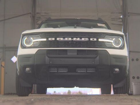 Used 2025 Ford Bronco Sport Outer Banks w/ Outer Banks Tech Package+ image 3