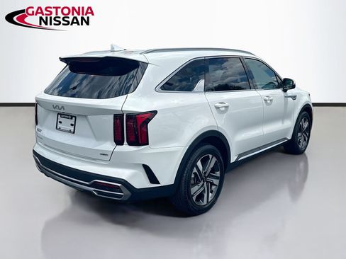 Used 2023 Kia Sorento EX AWD/4WD image 9
