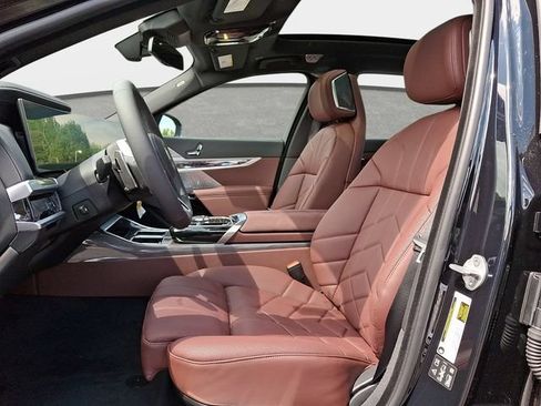 New 2026 BMW 740i xDrive AWD/4WD image 11