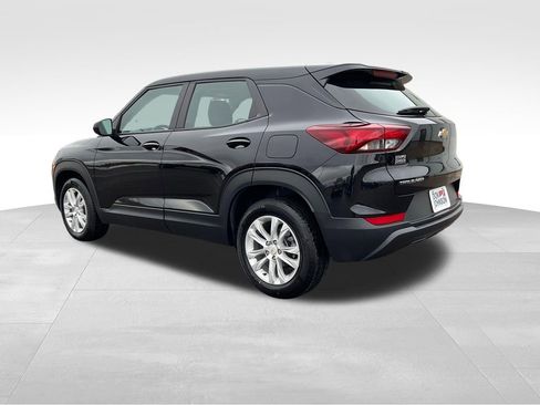 Used 2023 Chevrolet TrailBlazer LS image 29