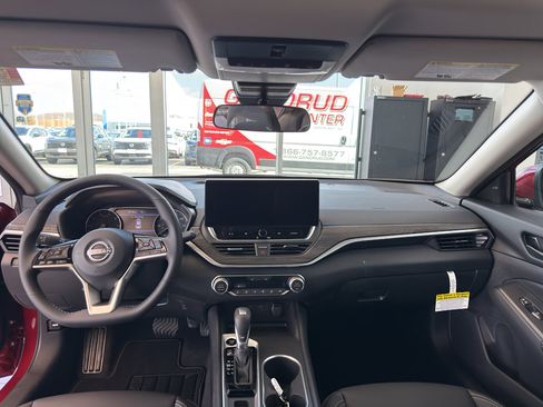 New 2026 Nissan Altima 2.5 SV w/ SV Premium Package AWD/4WD image 27