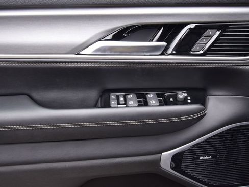 New 2026 Jeep Grand Wagoneer Limited image 19