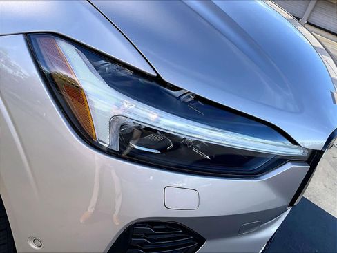 New 2026 Volvo XC60 B5 Plus w/ Protection Package Premier image 32