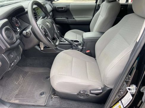 Used 2023 Toyota Tacoma SR AWD/4WD image 17