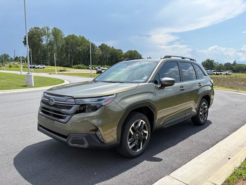 New 2026 Subaru Forester Limited AWD/4WD image 3