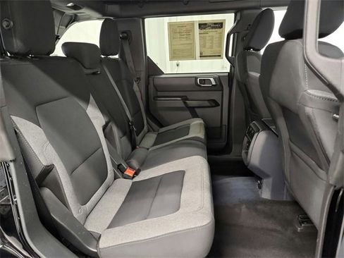 Used 2025 Ford Bronco Big Bend image 31