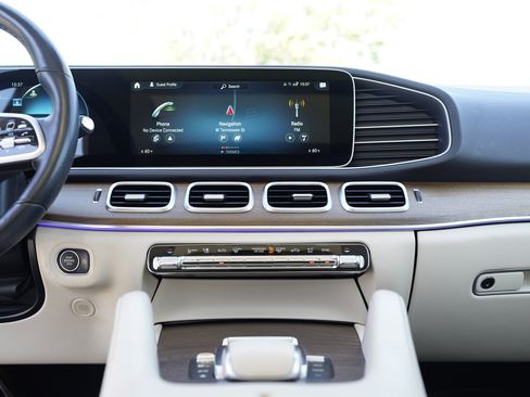 Used 2021 Mercedes-Benz GLE 350 image 32