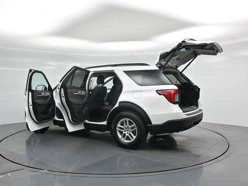 New 2026 Ford Explorer Active image 35
