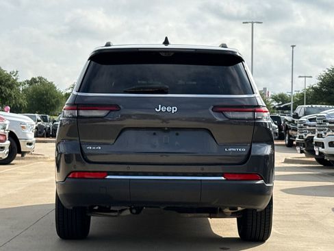 Used 2024 Jeep Grand Cherokee L Limited w/ Luxury Tech Group II AWD/4WD image 7