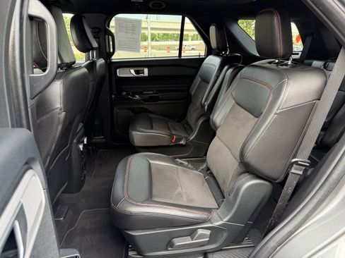 Certified 2023 Ford Explorer ST-Line w/ Class IV Trailer Tow Package RWD image 31