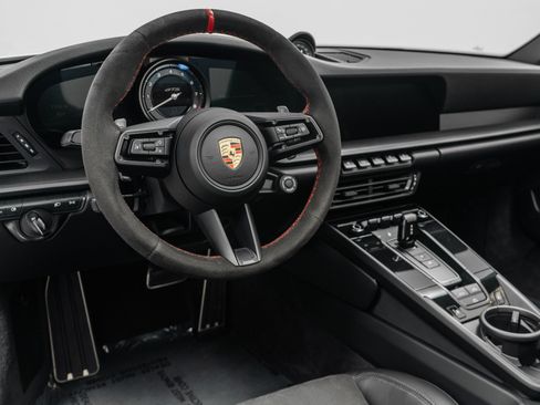 Used 2023 Porsche 911 Carrera GTS RWD image 13
