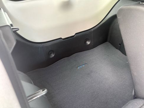 Used 2021 Nissan Leaf SV w/ SV Technology Package image 57