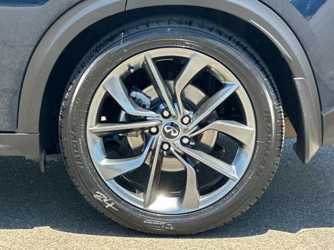 Used 2019 INFINITI QX50 Essential w/ Sensory Package AWD/4WD image 33