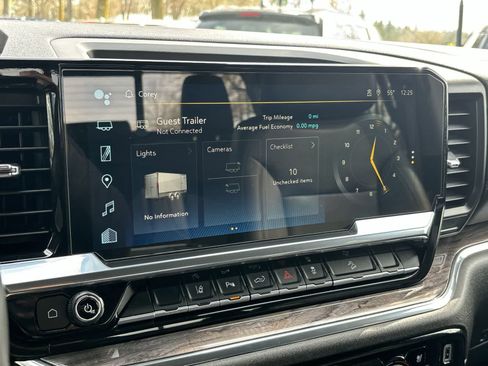 Used 2024 Chevrolet Silverado 3500 LTZ w/ LTZ Convenience Package image 19