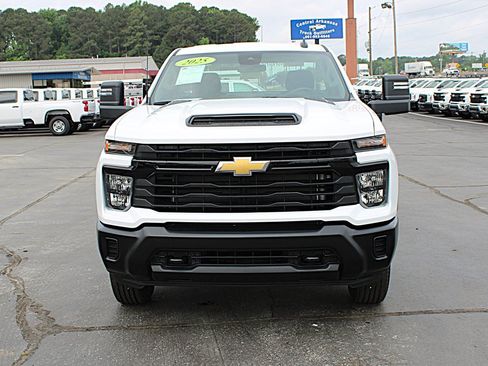 Used 2025 Chevrolet Silverado 2500 W/T RWD image 8