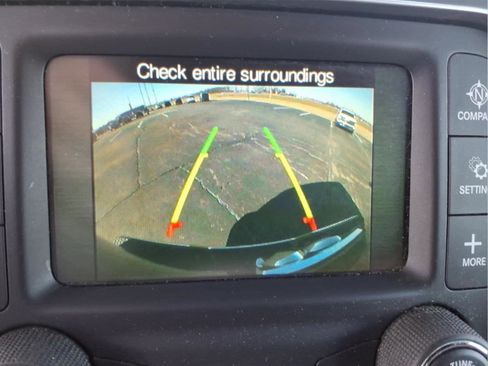 Used 2016 RAM 2500 Tradesman w/ Chrome Appearance Group image 28