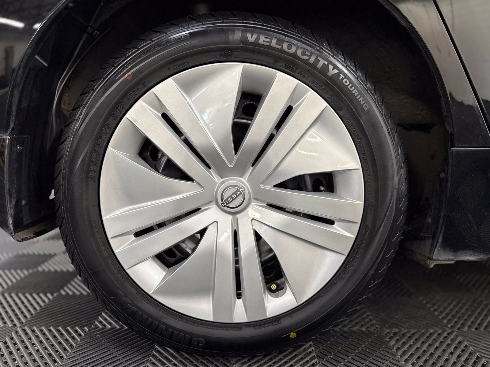 Certified 2023 Nissan Leaf S FWD image 12