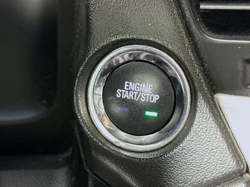 Used 2019 GMC Yukon SLT image 20