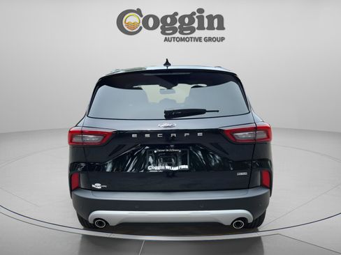 New 2025 Ford Escape PHEV image 4